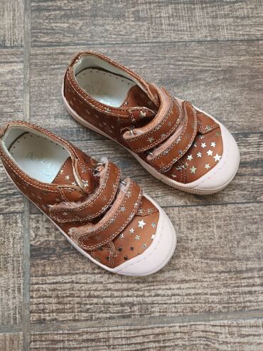 sandale za devojcice ccc: Plitke cipele, Veličina - 26