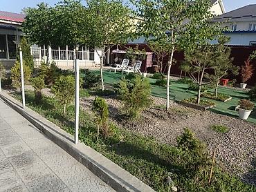 Продажа коттеджей и домов: Продаю 2 дома на участке в 6 соток. г. Кант. Под бизнес. Участок — 18