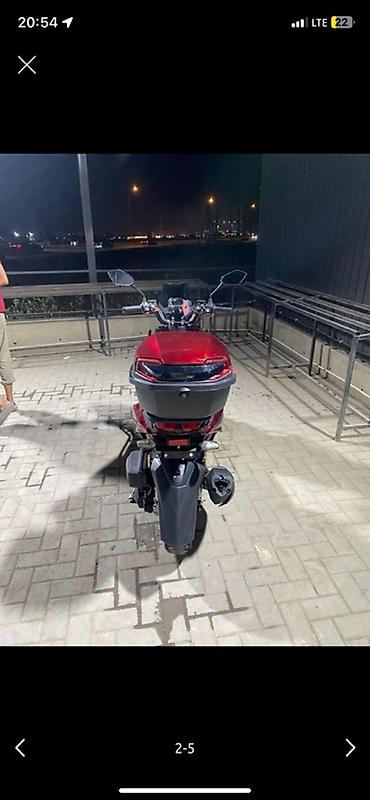 Скутеры: 4 скутера обмен на машину или на телефон 
4-130000 — 4