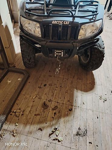 Kvadrosikllar: Arctic Cat ATV kvadrovelosipedi Xüsusiyyətlər: - Marka/model: Arctic — 1