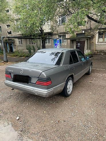 Продажа авто: Mercedes-Benz E-Class: 1990 г., 2.3 л, Бензин, Седан — 6