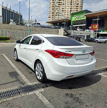 Avtomobil satışı: Hyundai Elantra: 1.8 l | 2013 il Sedan — 5