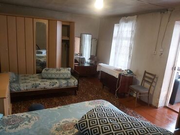 Günlük kirayə evlər: 40 kv. m, 2 otaqlı, Qaz, İşıq, Su — 3