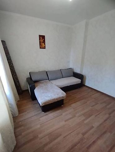 120: 3 комнаты, 80 м², 5 мкр 105 серия, 1 этаж, Старый ремонт — 3