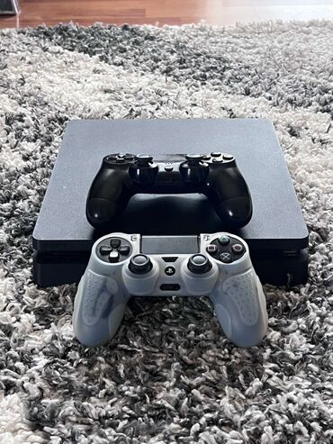 PS4 (Sony Playstation 4): Prodajem PlayStation 4 konzolu u super stanju, radi bez kočenja i na lalafo.rs — 8 PS4 (Sony Playstation 4): Prodajem PlayStation 4 konzolu u super stanju, radi bez kočenja i — 8