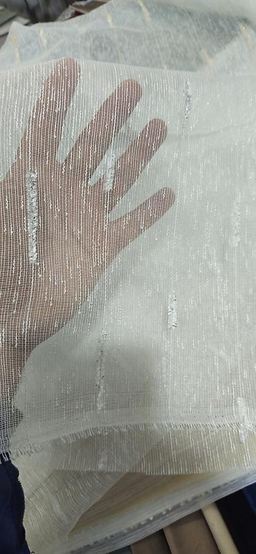 Parçalar: Təsvir: - Açıq krem/ağ tonlarda şəffaf tül parça - Nazik şəbəkə — 4