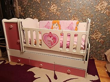 mothercare beşik: Qız üçün, İşlənmiş, Dördbucaq, Beşik, Dəst ilə, Matras ilə, Yellənmə mexanizmi ilə — 1