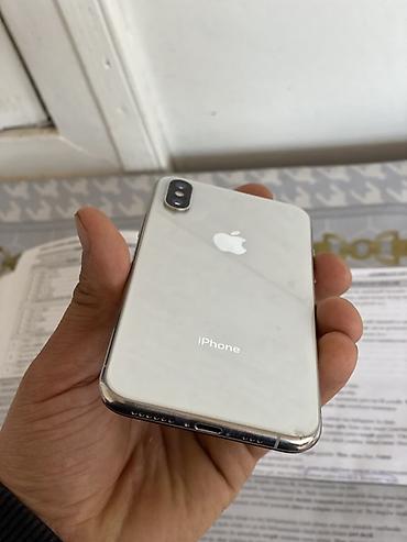 Apple iPhone: IPhone Xs, Gümüşü, Face ID — 10