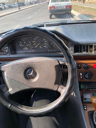 Mercedes-Benz: Mercedes-Benz W124: 1990 г., 2.3 л, Механика, Бензин, Седан — 9