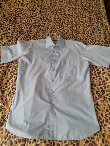 Köynəklər: Мужские рубашки,б/у. Размеpы указаны на фото ( S,L,M,XL). Есть еще — 7