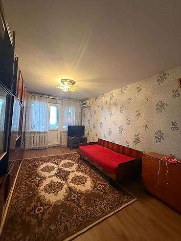 86: 3 комнаты, 58 м², 4 мкр 104 серия, 4 этаж — 2