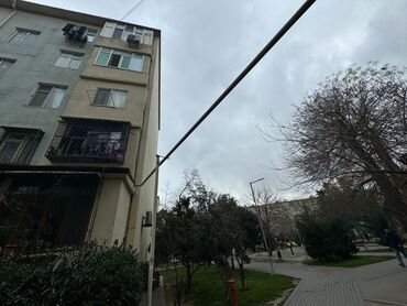 Köhnə tikili: Bakı, 5-ci mikrorayon, 2 otaqlı, Köhnə tikili, m. 20 Yanvar, 45 kv. m