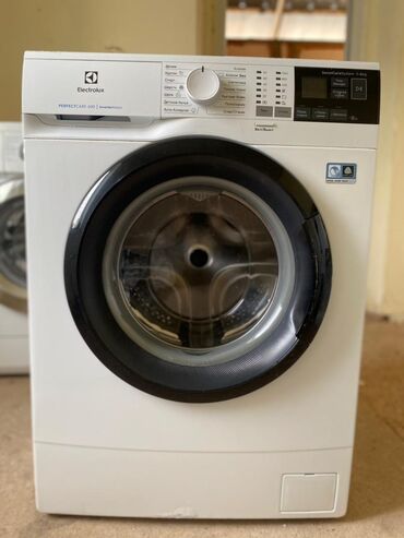 купить стиральную машину с баком для воды: Стиральная машина Electrolux, Б/у, Автомат, До 5 кг, Компактная