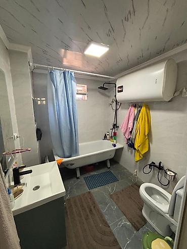 Продажа коттеджей и домов: 4 комнаты, 175 м², 6 соток, Бишкек, Арча-Бешик ж/м at lalafo.kg — 12 Продажа коттеджей и домов: 4 комнаты, 175 м², 6 соток, Бишкек, Арча-Бешик ж/м — 12