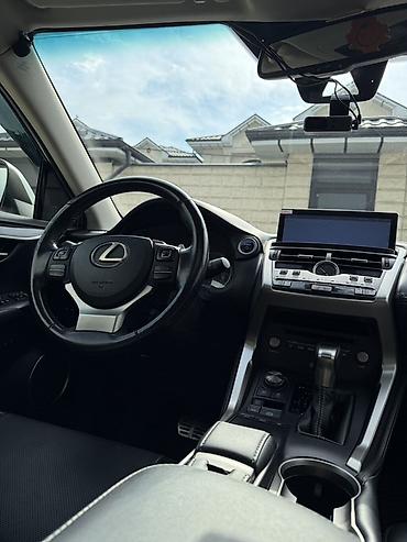 Lexus: Lexus NX: 2018 г., 2.5 л, Автомат, Гибрид, Кроссовер — 22