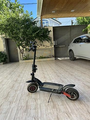 elektron saz: İşlənmiş Elektrik samokat 10", > 1000 Vt, > 45 km/s — 2