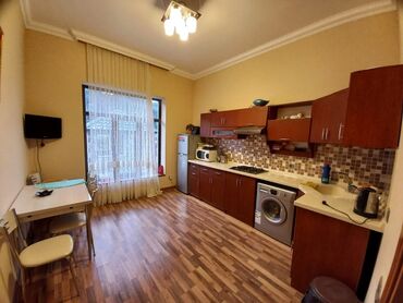 Günlük kirayə evlər: 200 kv. m, 5 otaqlı, Artezian quyusu, Kanalizasiya, Kombi — 12