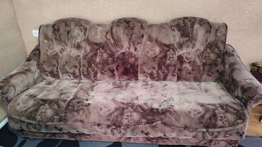 аристократ мебель: Продам диван и 2 кресла б/у.Самовывоз.Бишкек.Прошу 9000с