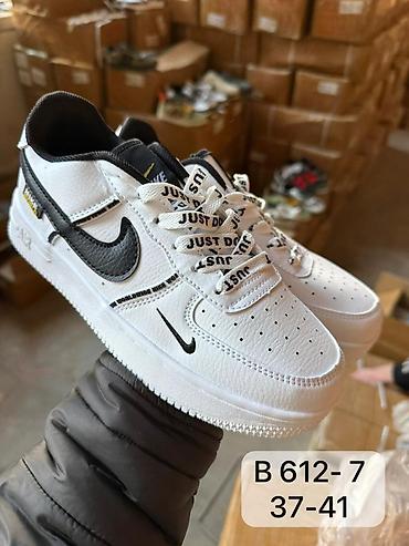 Кроссовки и спортивная обувь: СПЕШИТЕ ! СПЕШИТЕ ! СПЕШИТЕ ! Предприниматели и торговцы обувью at lalafo.kg — 52 Кроссовки и спортивная обувь: СПЕШИТЕ ! СПЕШИТЕ ! СПЕШИТЕ ! Предприниматели и торговцы обувью — 52