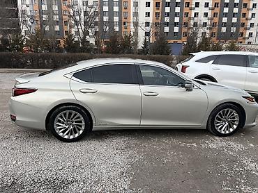 Lexus: Lexus ES: 2019 г., 2.5 л, Автомат, Гибрид, Седан — 19