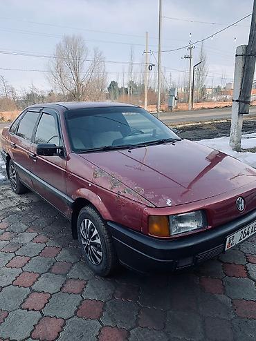 Volkswagen: Volkswagen Passat: 1988 г., 1.8 л, Механика, Бензин, Седан — 9