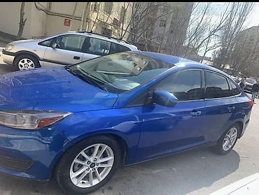 Avtomobil satışı: Ford Focus sedan – mavi rəng, 4 qapı, 5 yerlik. Texniki və avadanlıq — 3