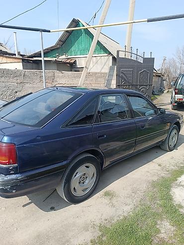 626: Mazda 626: 1990 г., 2 л, Механика, Бензин, Седан — 3