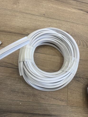 наполнитель пенопласт: Вставка для натяжного потолка 17 метров, вставка скрывает зазоры между