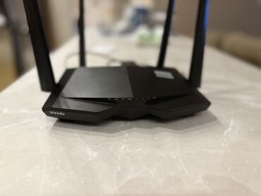 nar wifi router: Wi-Fi router / modem TENDA AC6 Əla vəziyyətdə