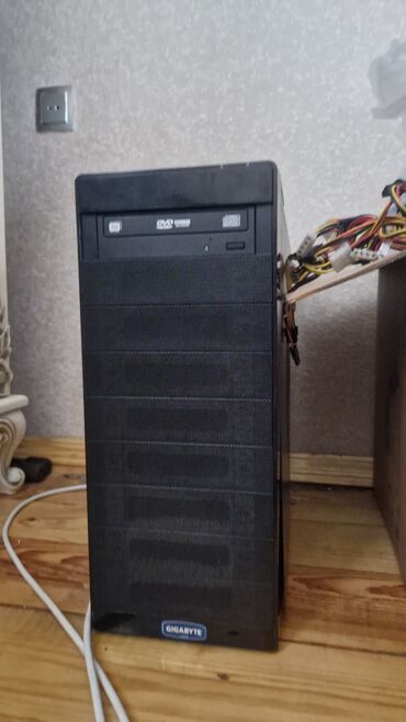 блок зарядки: I7 2600 16 gb ram 500 gb hdd 500w psu işlek veziyyetdedir endirim
