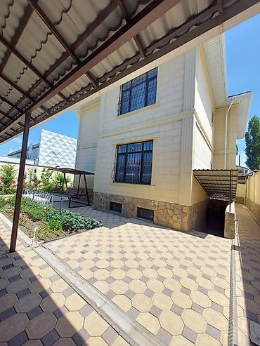 Продажа коттеджей и домов: Продается двухэтажный загородный дом с ухоженным двором и ландшафтным — 9