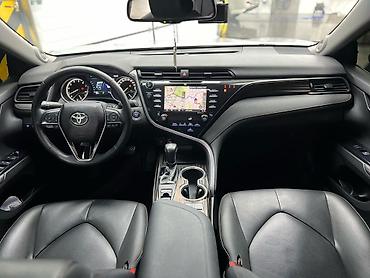 corolla 2004: Toyota Camry: 2019 г., 2.5 л, Автомат, Бензин, Седан — 1