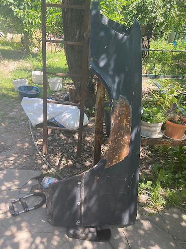 Другие автозапчасти: Продаю запчасти детали на Мерс 124 проводка Спринтер Задние плафоны at lalafo.kg — 2 Другие автозапчасти: Продаю запчасти детали на Мерс 124 проводка Спринтер Задние плафоны — 2