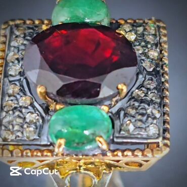 Üzüklər: Üzük, Sarı qızıl, Qranat — 8