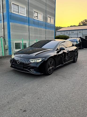 performance: Mercedes-Benz EQE: 2023 г., Электромобиль, Лифтбек — 3