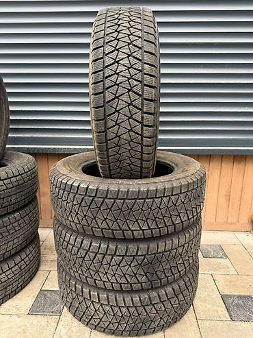 sprinter 516: Комплект зимних шин Bridgestone Blizzak DM-V2 - Размер: 225/65 R17 - — 1