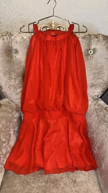 Домашние костюмы: Коктейльное платье, Мини, Bershka, M (EU 38)