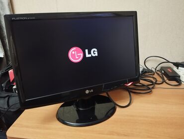 Monitorlar: LG Flatron W1943SS LCD monitor - Ekran diaqonalı: 18.5" - Format — 3