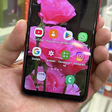 note 2: Samsung Galaxy A10, Б/у, 32 ГБ, цвет - Красный, 2 SIM — 9