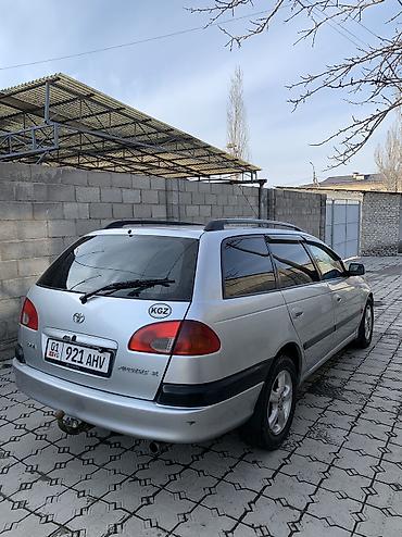 Toyota: Toyota Avensis: 1999 г., 2 л, Автомат, Бензин, Универсал at lalafo.kg — 4 Toyota: Toyota Avensis: 1999 г., 2 л, Автомат, Бензин, Универсал — 4