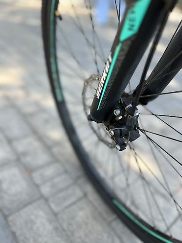 Trek velosipedləri: Şəhər/trek hibrid velosipedi - Çərçivə: yüngül metal, aerodinamik — 5