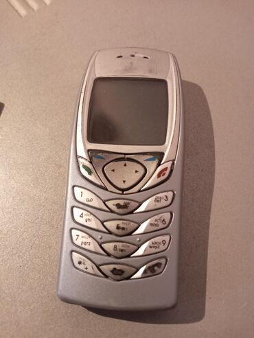 nokia 6730: Nokia 1, rəng - Göy, Düyməli