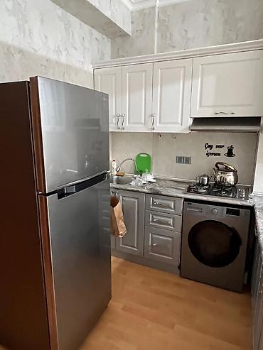 Mənzillər: Şəhərin ən prestijli yaşayış komplekslərindən biri olan Zümrüd — 7