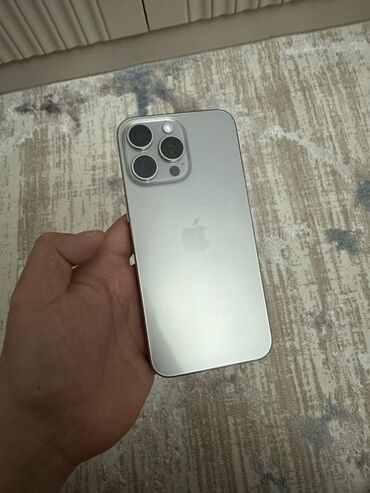 тренога для телефона: IPhone 15 Pro Max, Б/у, 256 ГБ, Natural Titanium, Защитное стекло, Чехол, 88 %