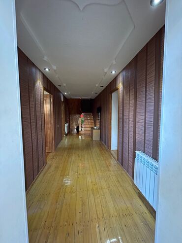 Həyət evləri və villaların satışı: 7 otaqlı, 200 kv. m, Orta təmir — 11