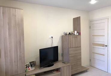 сколько стоит трехкомнатная квартира в бишкеке: 1 комната, Агентство недвижимости, Без подселения, С мебелью частично