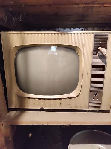монитор lg 24 дюйма: Телевизор Lq 52 см диагональ состояние отличное — 9
