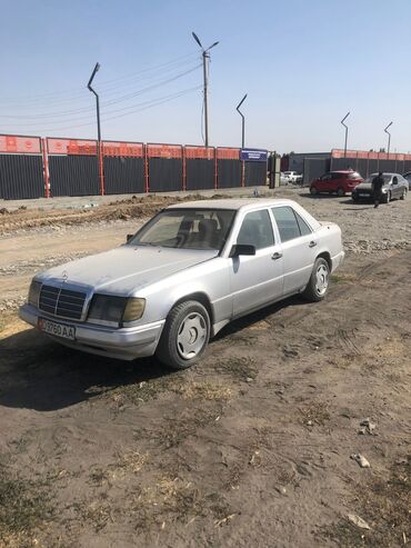 мерседес 1994: Mercedes-Benz W124: 1992 г., 2.3 л, Механика, Бензин, Седан