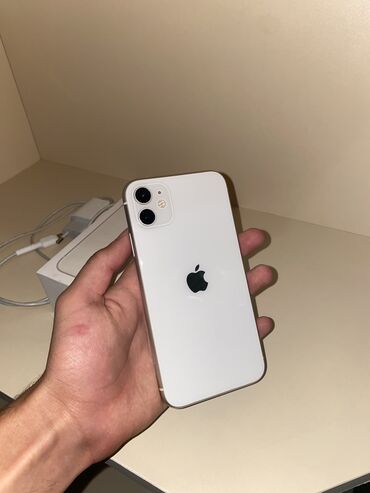 Apple iPhone: IPhone 11, 128 GB, Ağ, Simsiz şarj, Face ID