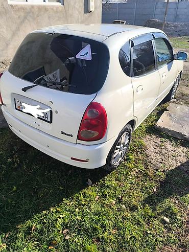 Toyota: Toyota Дуэт: 2002 г., 1.3 л, Вариатор, Бензин, Хэтчбэк — 8